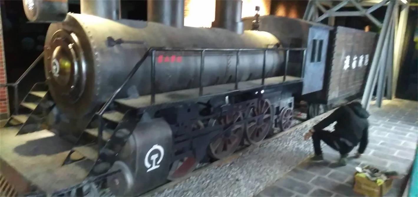 新平蒸汽火车模型